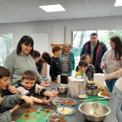 Un après-midi au Quartier Jeunes pour « Bien manger pour mieux bouger » !